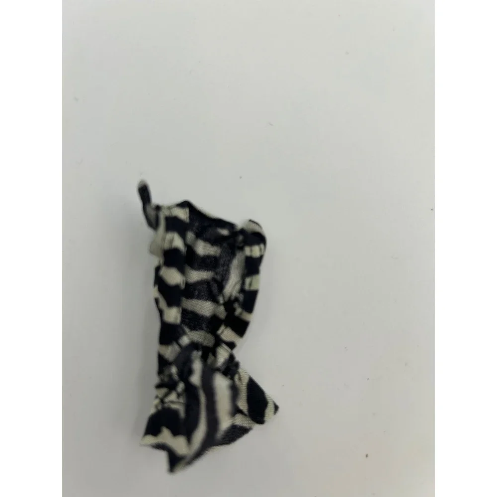 Monster High Art Class Skelita Cereveras Vest Top